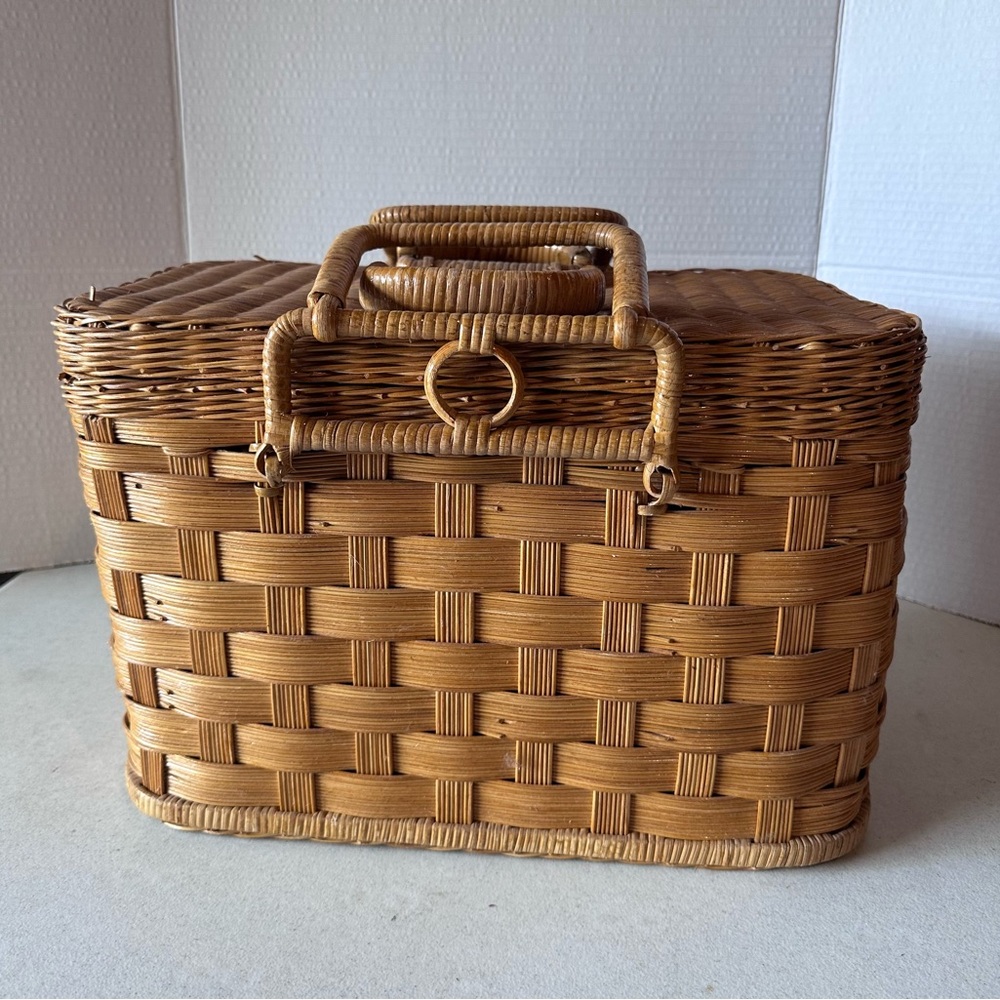 Woven Rattan Picnic Basket Handbag - Natural Brown
